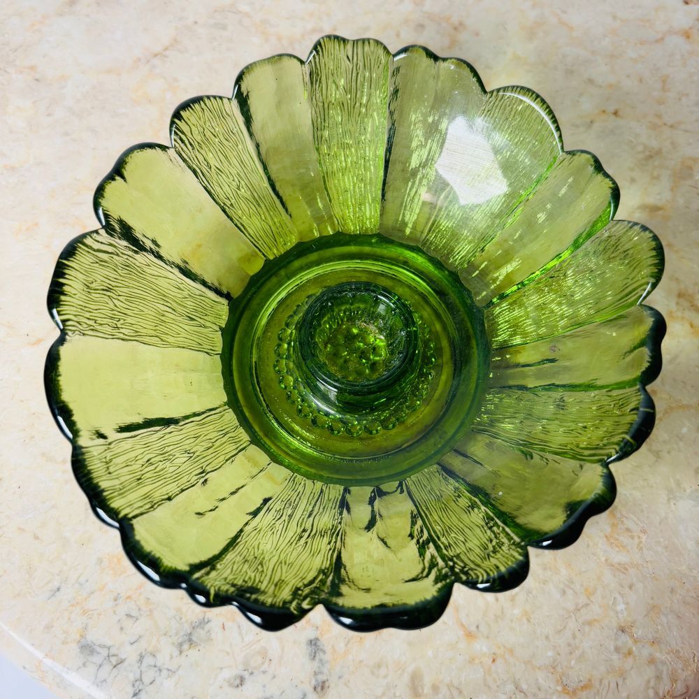 Vintage Anchor Hocking Green Glass Taper Candle Holder‎ Sunflower - Picture 3 of 4